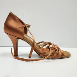 Aida 080 Andra- 3" slim heel, size 25- Clearance
